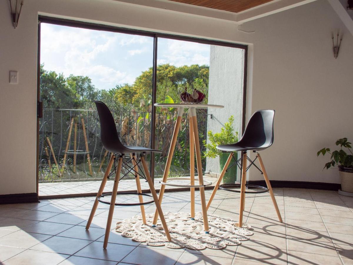 Zwelakho Furnished Apartments The Cube Johannesburg Exteriör bild