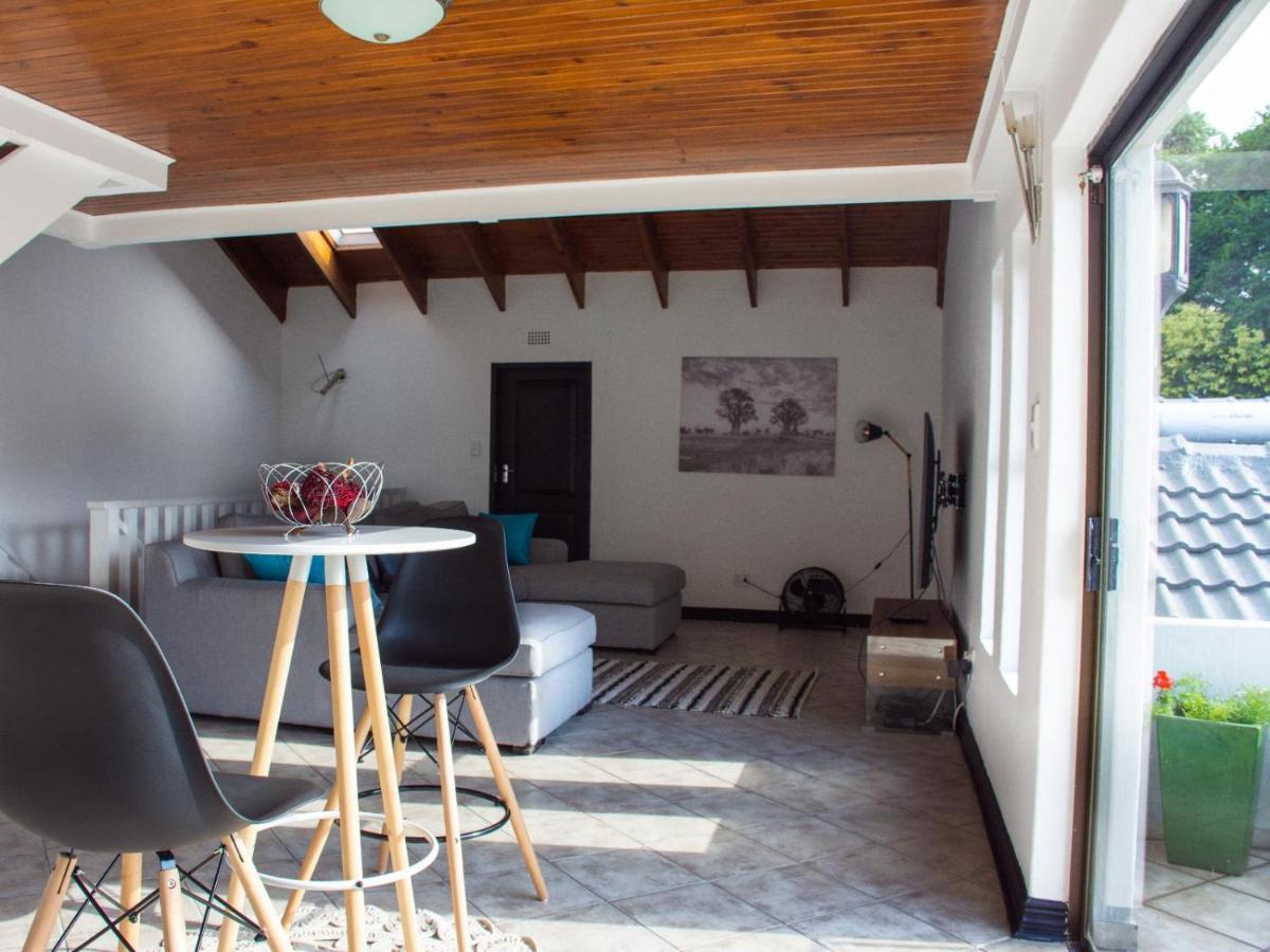 Zwelakho Furnished Apartments The Cube Johannesburg Exteriör bild