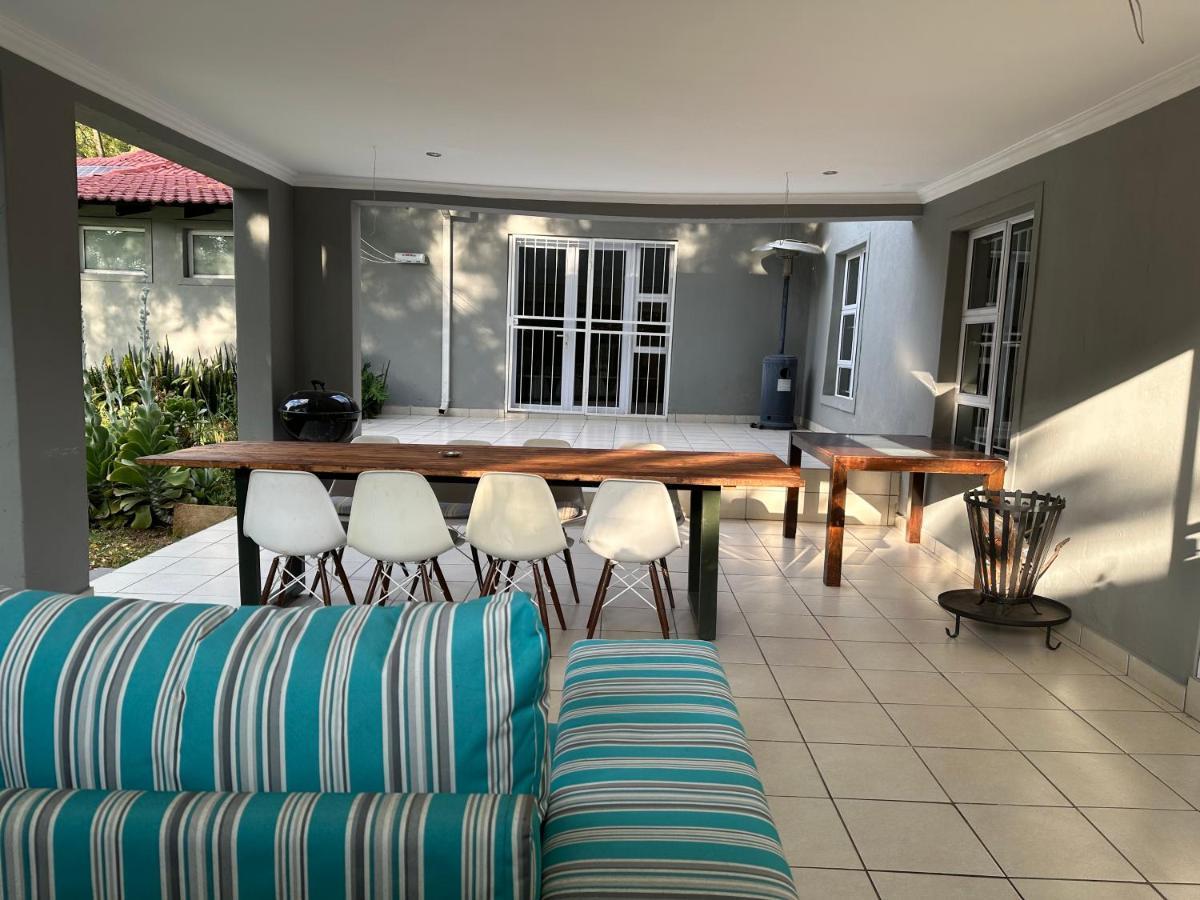 Zwelakho Furnished Apartments The Cube Johannesburg Exteriör bild