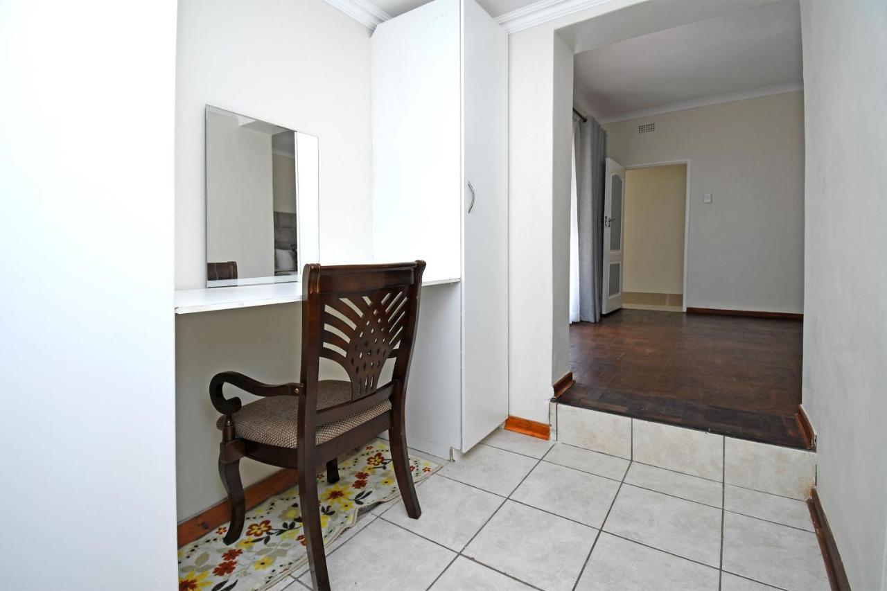 Zwelakho Furnished Apartments The Cube Johannesburg Exteriör bild