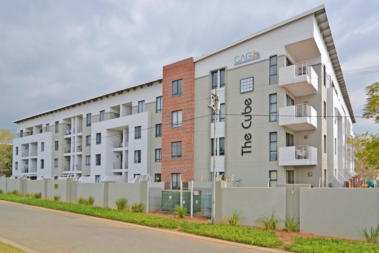 Zwelakho Furnished Apartments The Cube Johannesburg Exteriör bild
